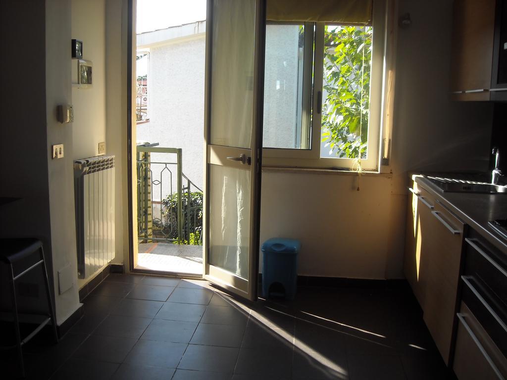 Apartment In A Villa A Mondello Exterior photo