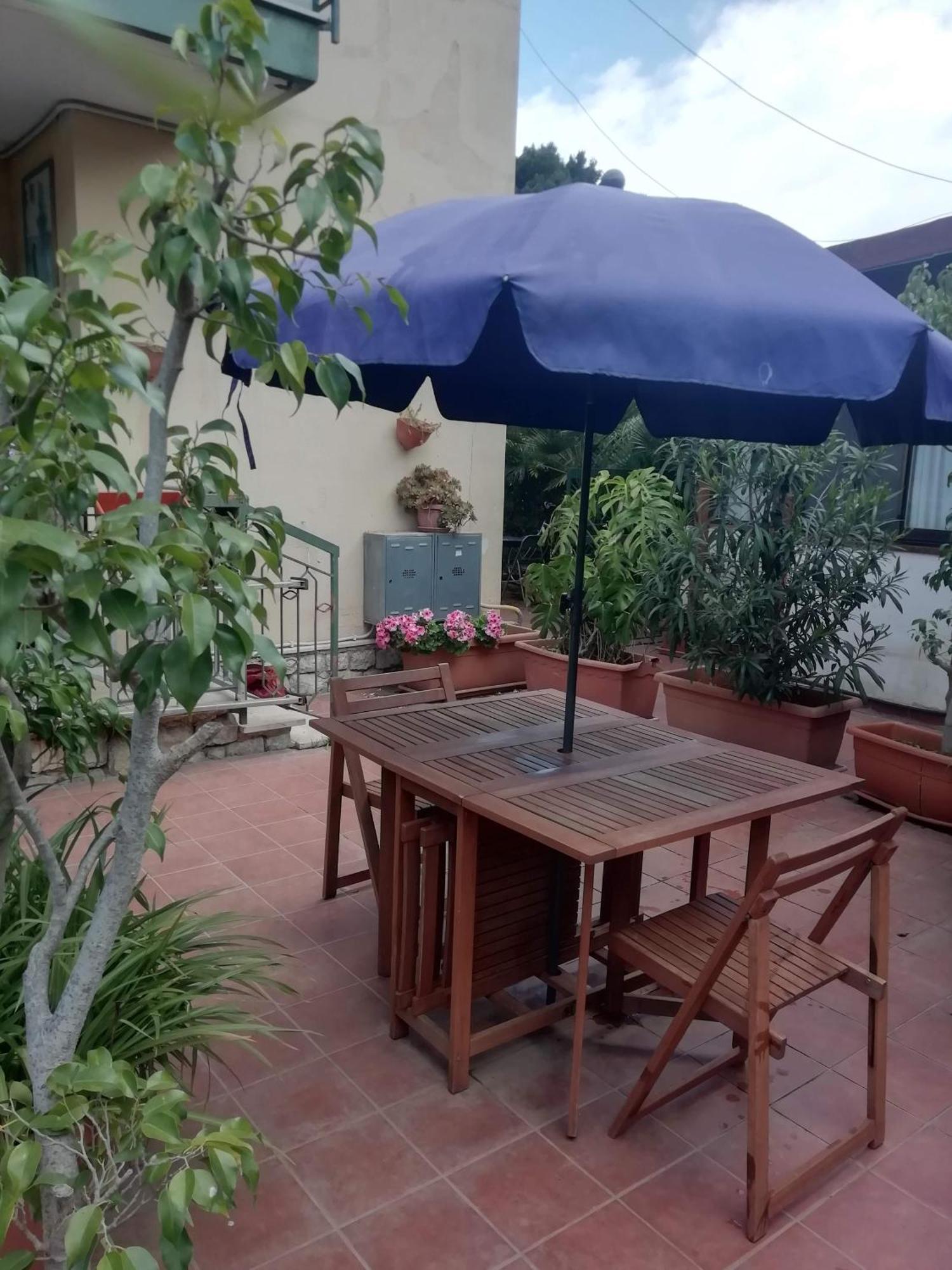Apartment In A Villa A Mondello Exterior photo
